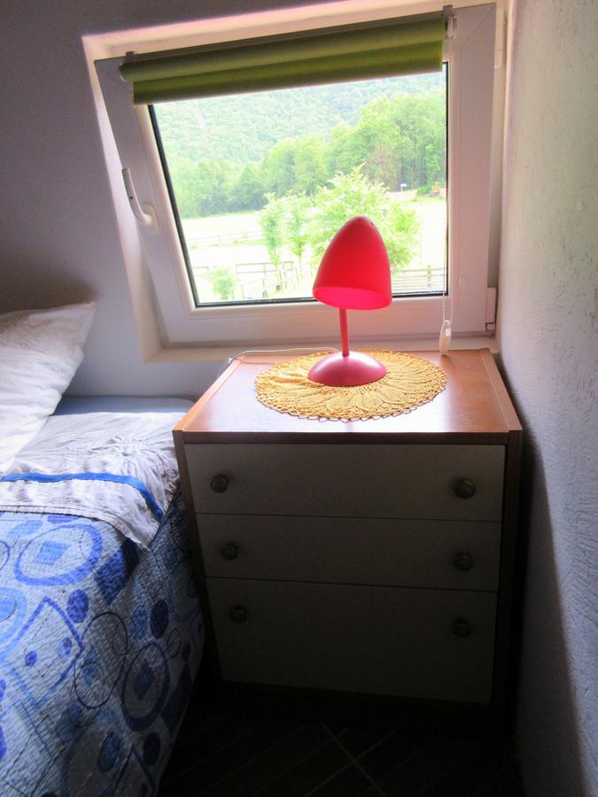 Kamp Rut Hostel Kobarid Bagian luar foto